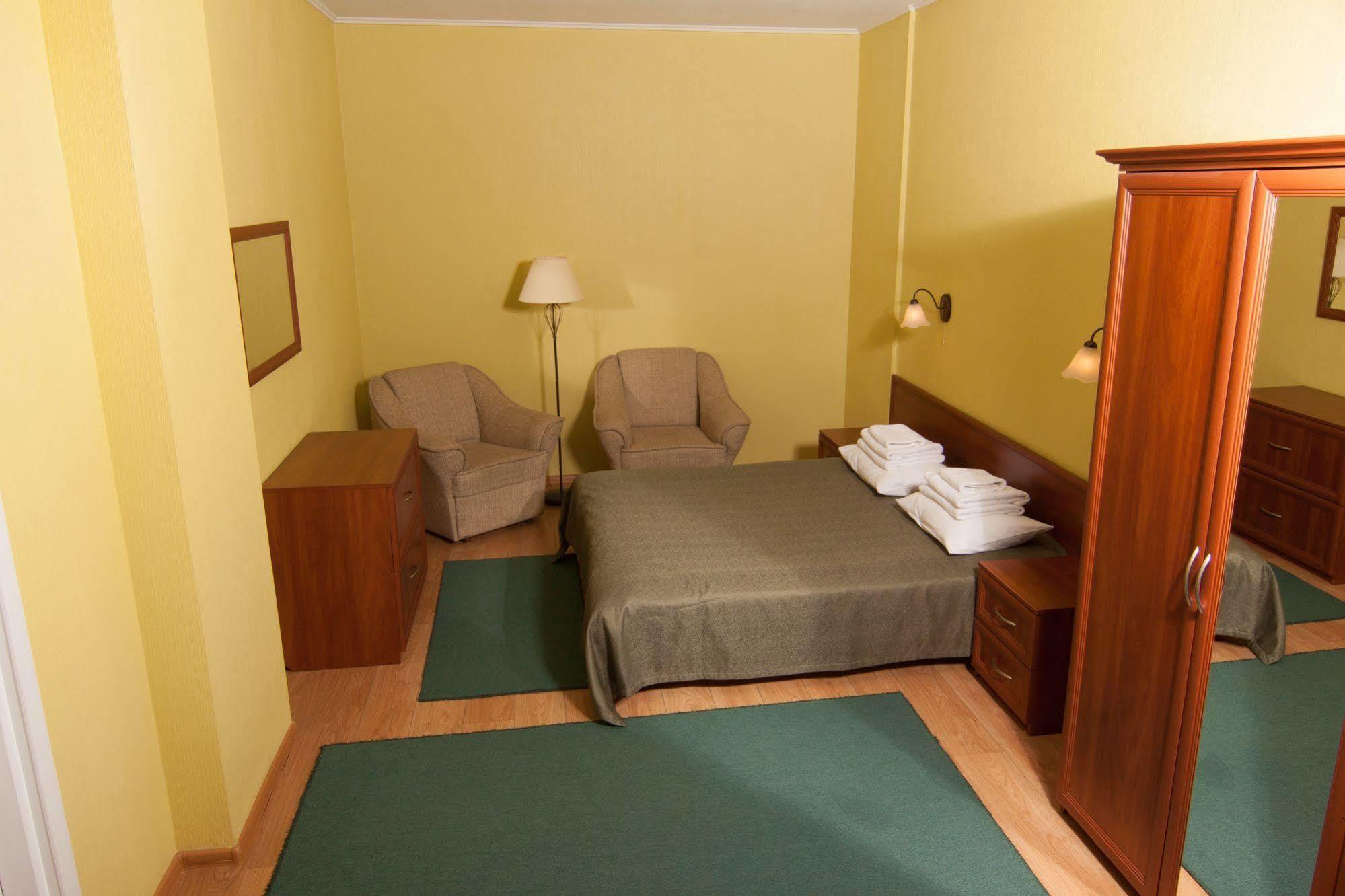 Mini-Hotel On Geroiv Energetykiv Street 18 Κίεβο Εξωτερικό φωτογραφία