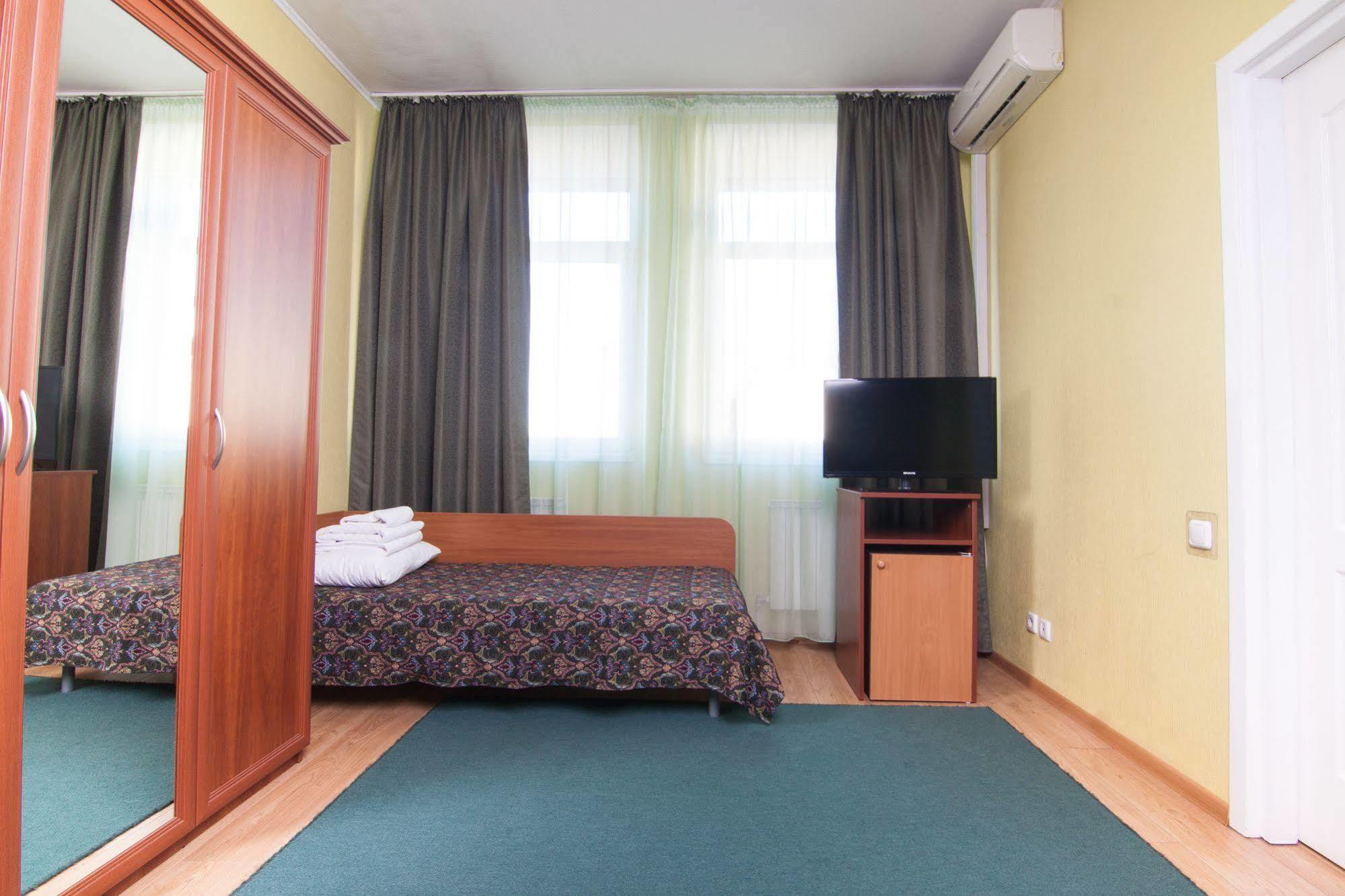 Mini-Hotel On Geroiv Energetykiv Street 18 Κίεβο Εξωτερικό φωτογραφία